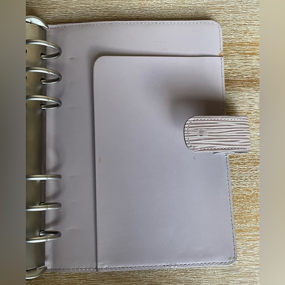 Authentic Louis Vuitton Vintage Epi Leather Agenda MM - Picture 10 of 12